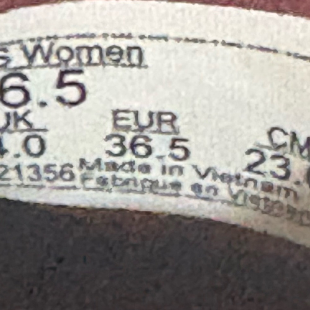 Vans - Picture 5 of 5